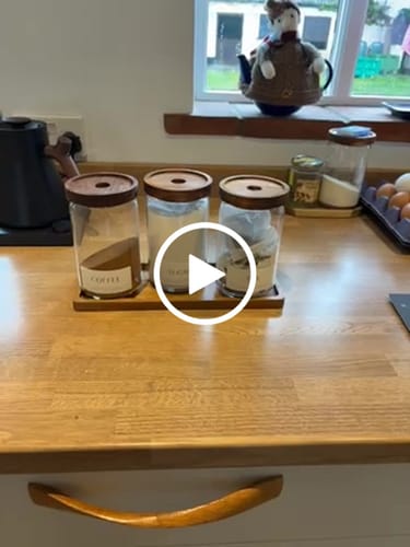 Customer video review of Set of 3 Acacia Glass Jars Tea, Coffee and Sugar 750 ML & Rectangle Tray [LABEL SLIM]