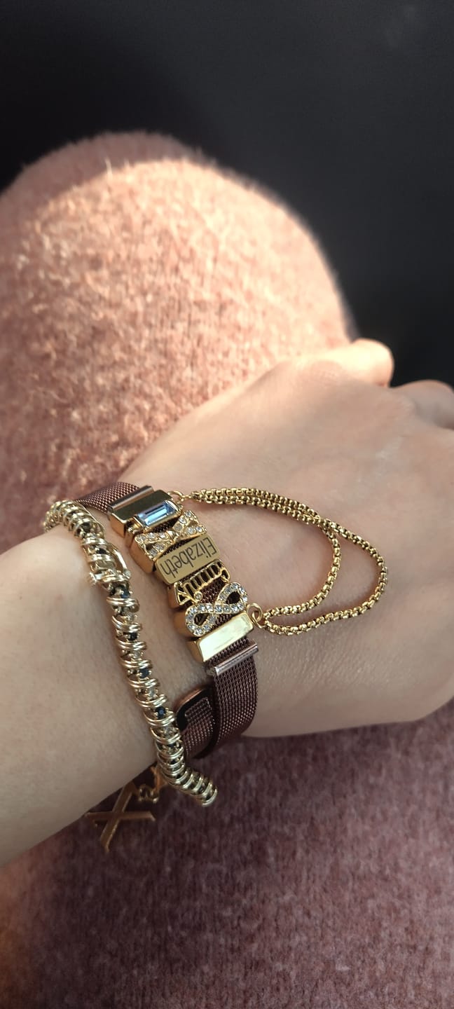 Customer photo review of Mesh charm family gold