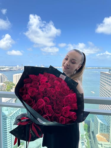 Customer photo review of Red & Hot Pink Rose Bouquet