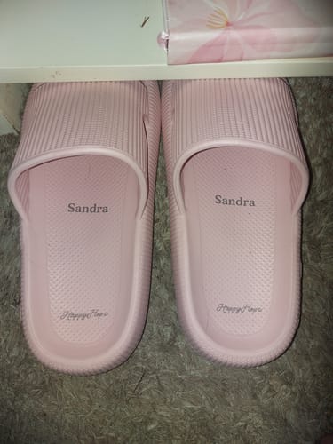 Customer photo review of HappyFlops