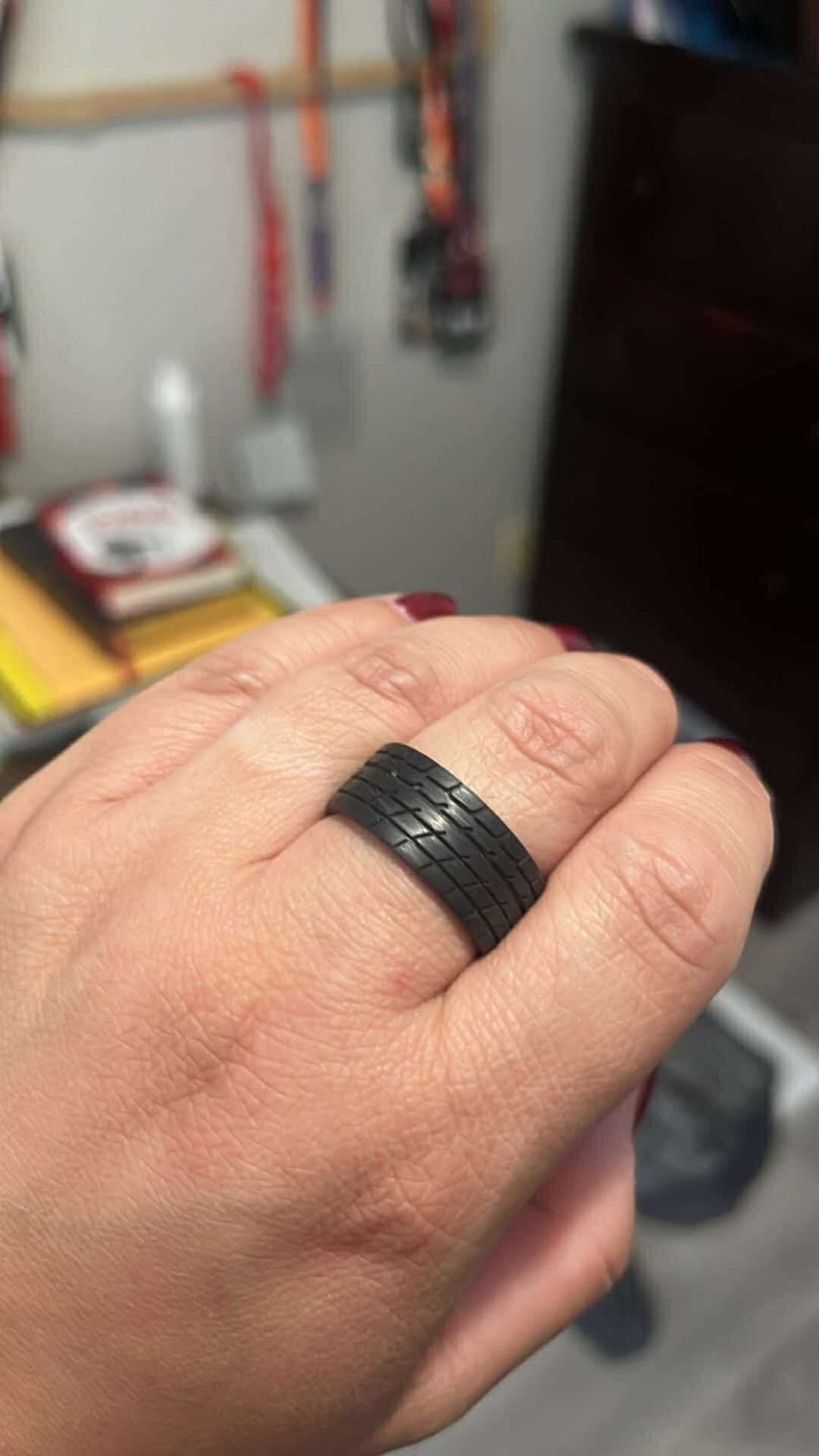 Customer photo review of Carbon Fiber Sports Car Racing Ring - 10mm