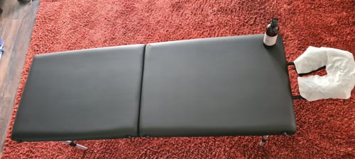 Customer photo review of Massageliege Klappbar Nina | Kosmetikliege Tattooliege