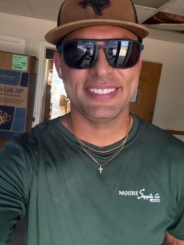 Customer photo review of CROSS CHAIN | 18K Gold