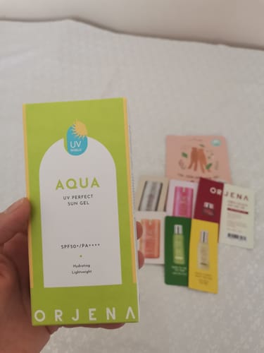 Customer photo review of Orjena  Aqua Perfect Sun Gel SPF50+PA++++ Nemlendirici Su Bazlı Güneş Kremi- 50ml