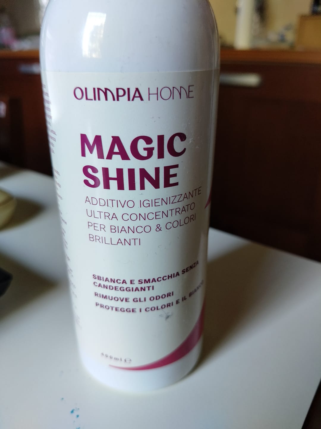 Customer photo review of Magic Shine - Additivo Igienizzante Ultra Concentrato per Bianco & Colori Brillanti Ml.400
