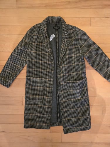 Customer photo review of Women's Most Wanted Brands Secondhand Wholesale Clothing