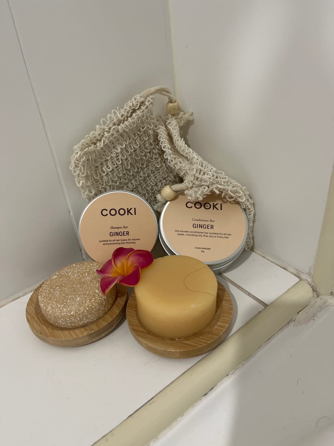 Customer photo review of Shampoo Bar Saver and Transport Bag