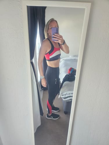 Customer photo review of AR 2372 - STYLED POCKET LEGGING
