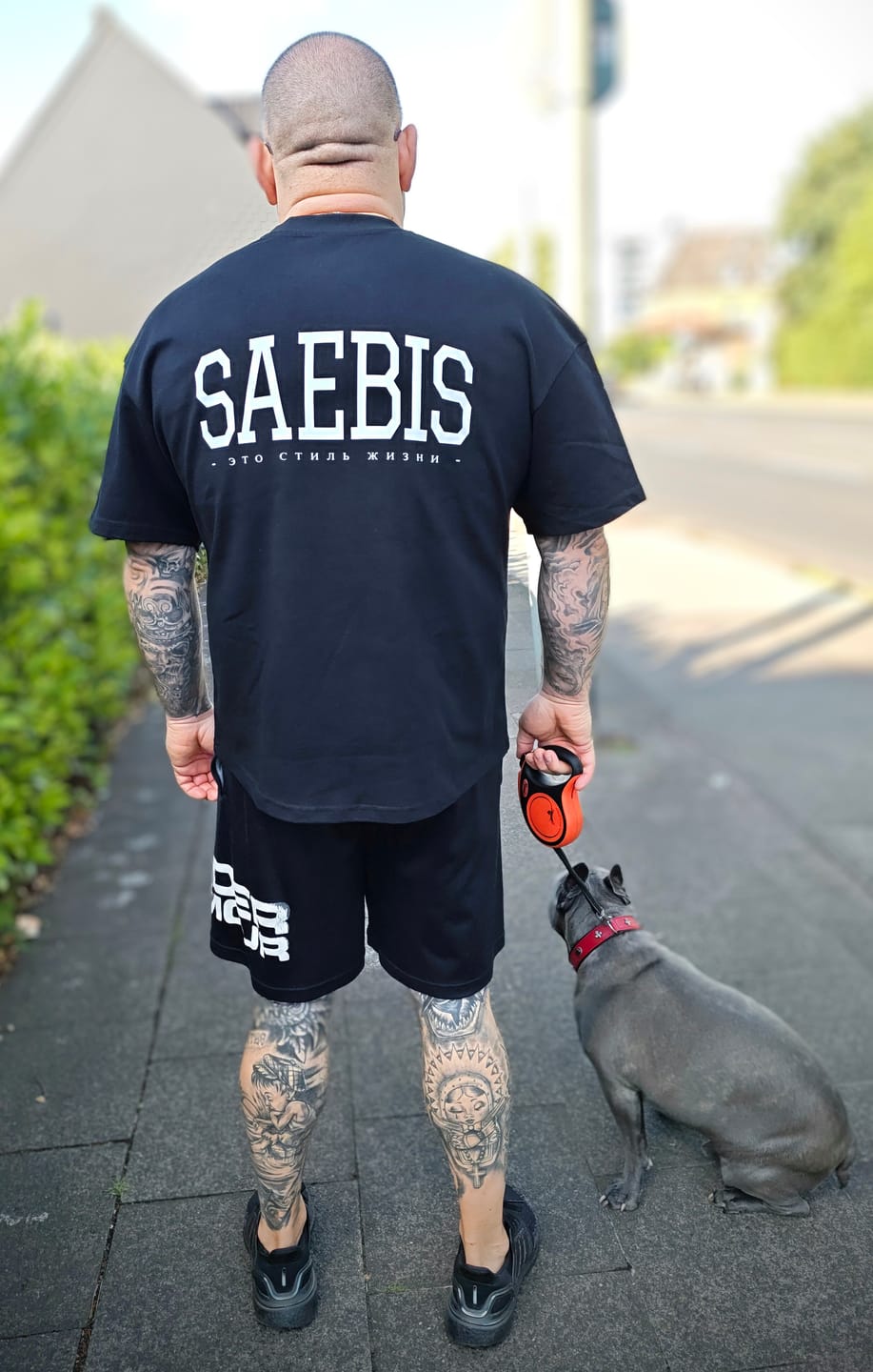 Customer photo review of Lifestyle Herren Extra Oversized Premium T-Shirt schwarz by SAEBIS®