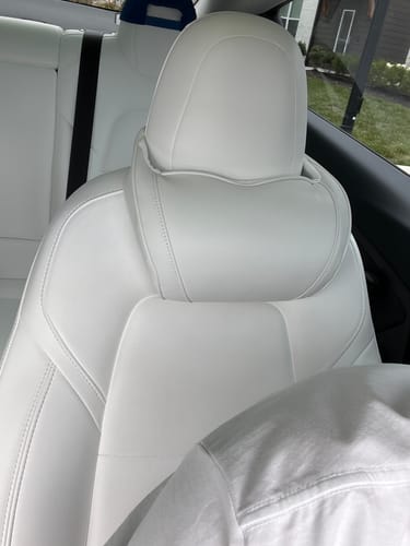 Customer photo review of Neck Support Pillow for Tesla Accessories - Model S/X/3/Y