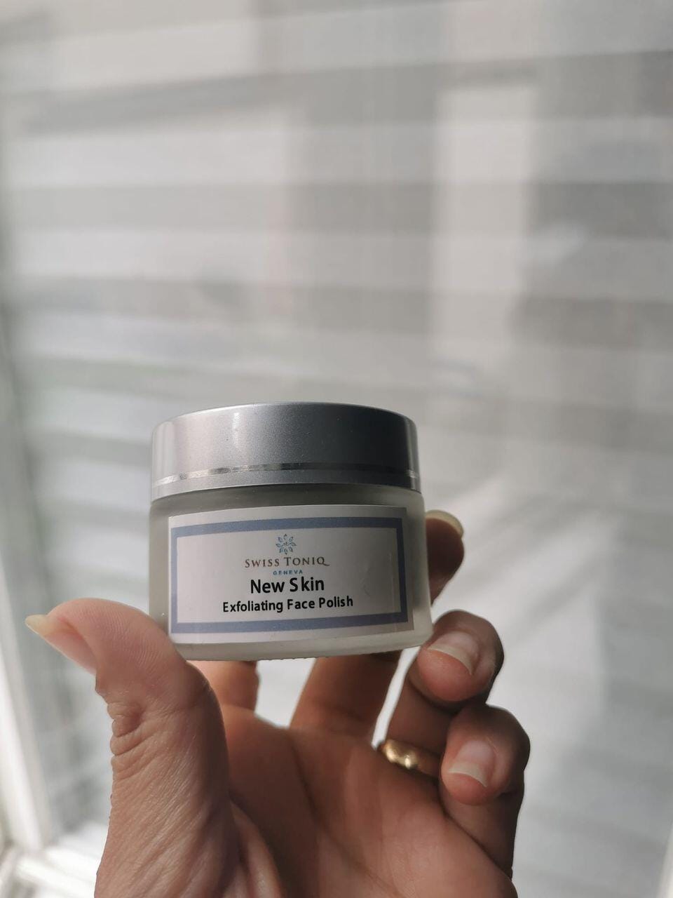 Customer photo review of New Skin Moisturising Facial Polish Exfoliant