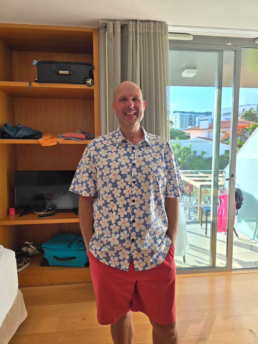 Customer photo review of Men's Summer Floral Print Holiday Flower Resort Casual Lapel Light Blue Short Sleeve Shirt