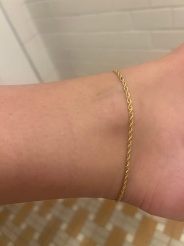 Customer photo review of Mali Anklet