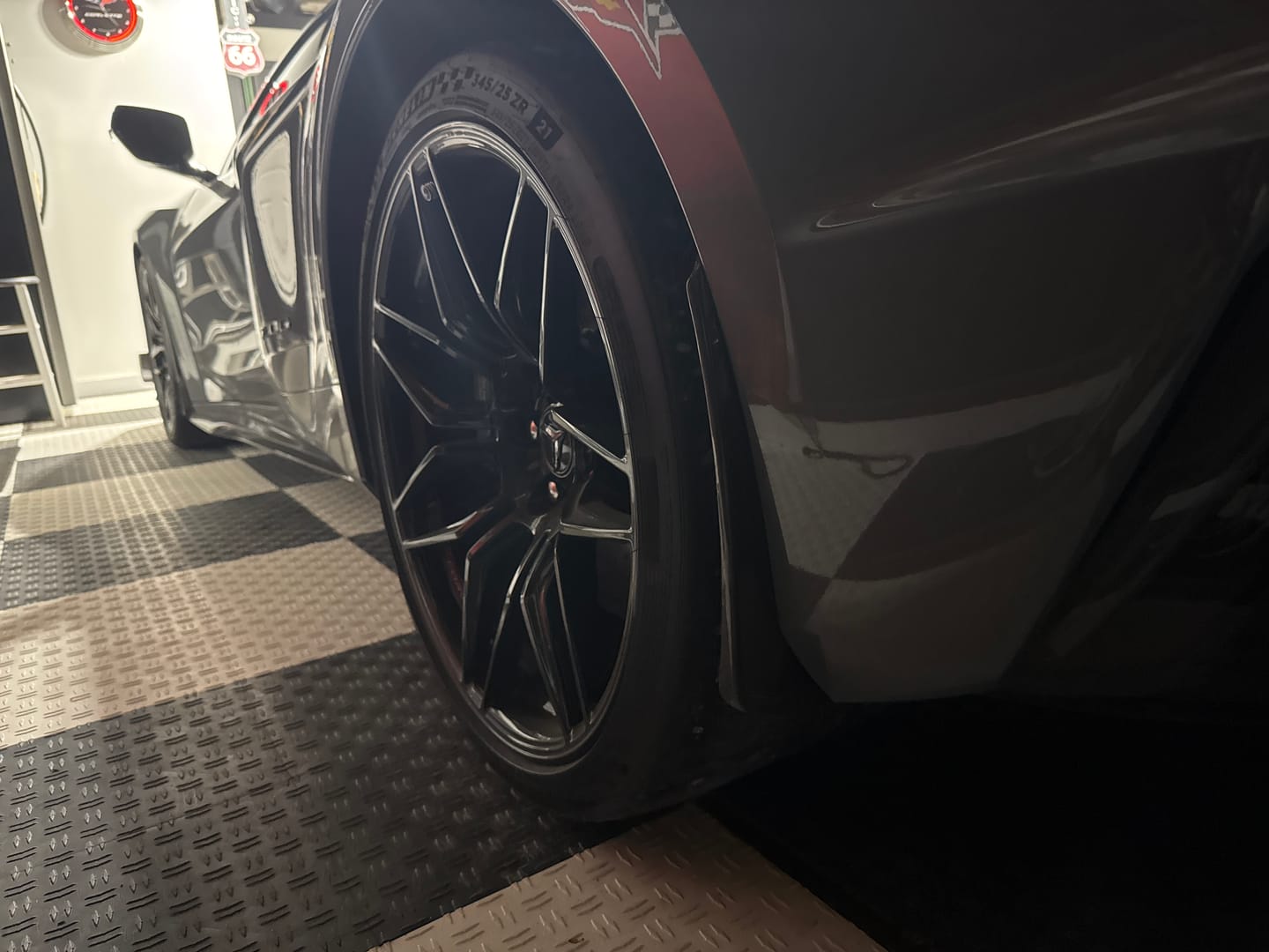 Customer photo review of Chevrolet Corvette C8 Z06 XL Extended Front & Rear Splash Guard