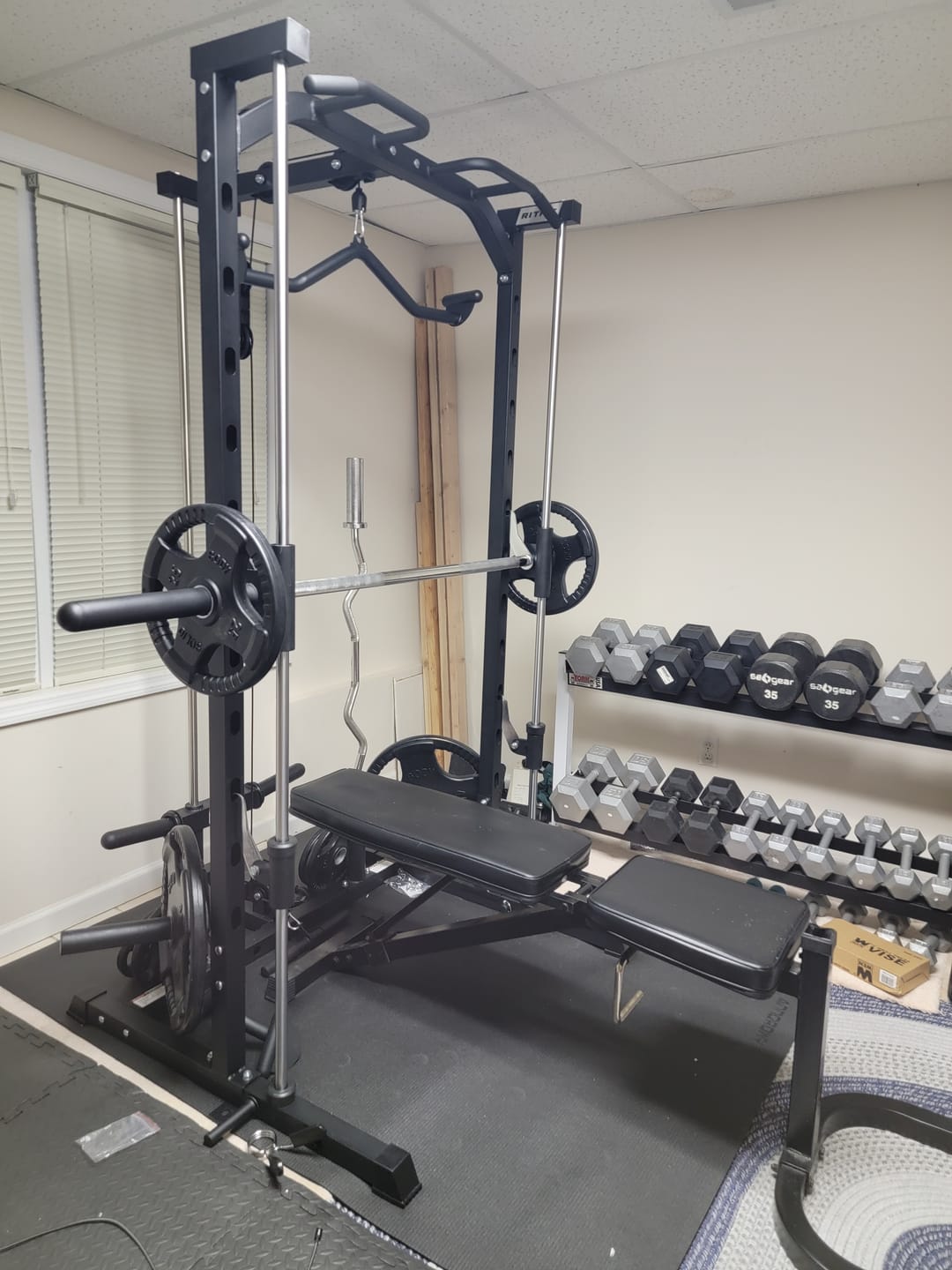 Customer photo review of RitFit PSR05 2.0 Multifunctional Smith Machine Power Rack with LAT-Pull Down System