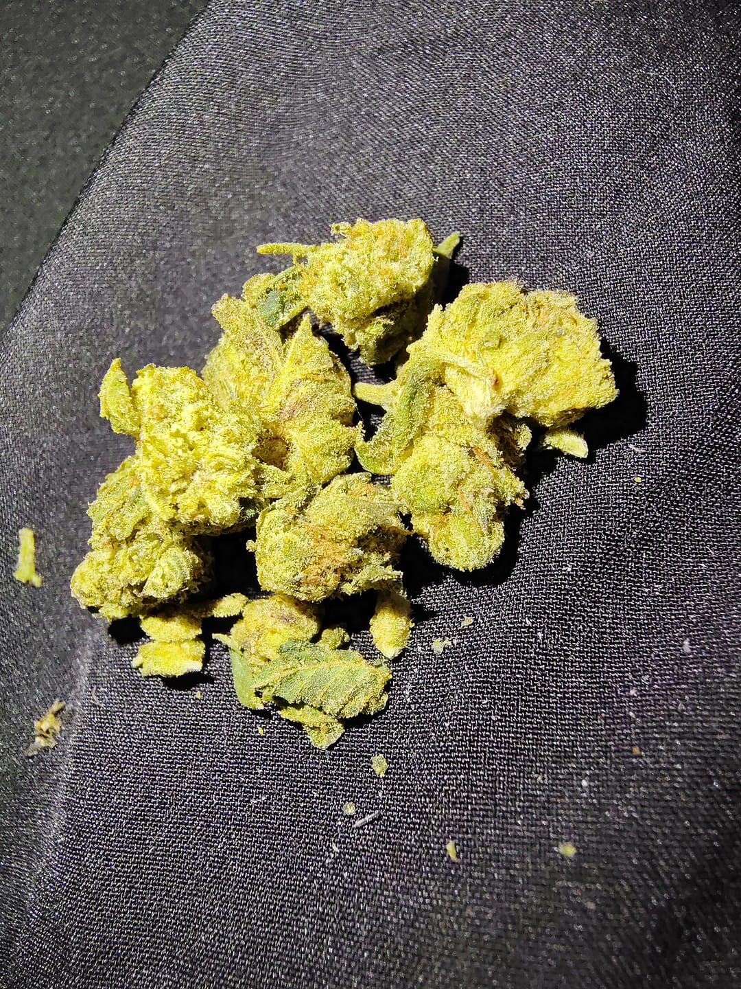 Customer photo review of THCa Indoor Smalls