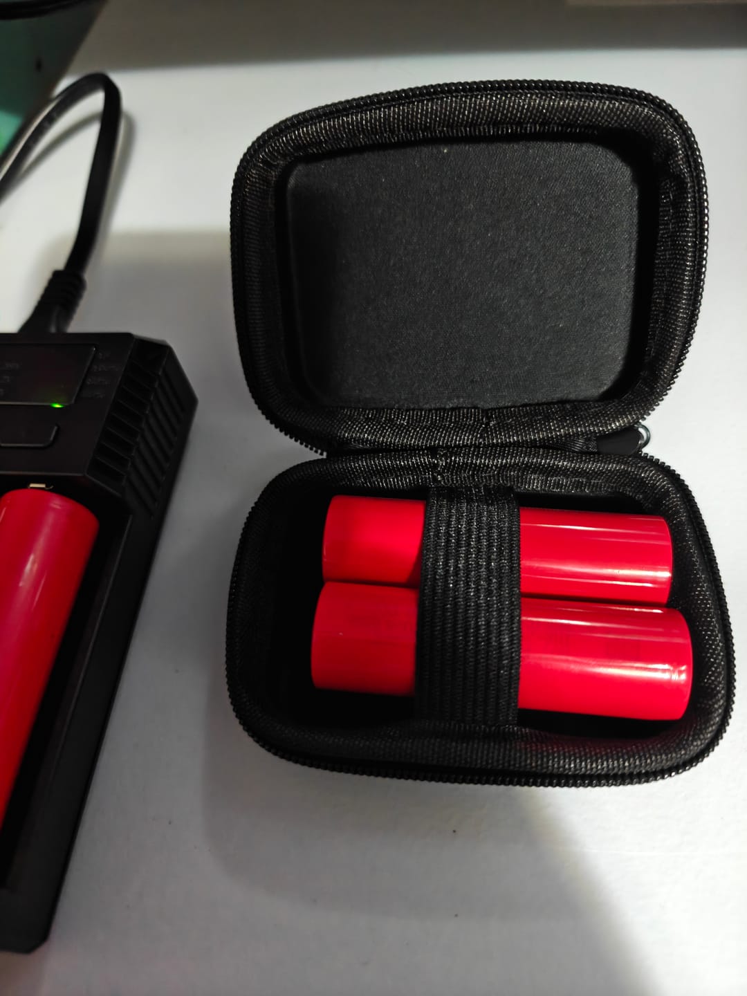 Customer photo review of 21700 Battery Wraps - 10pcs - Red