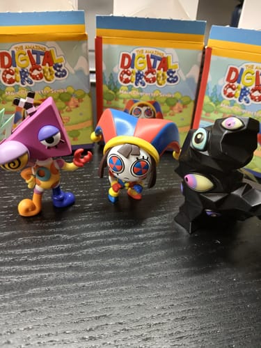 Customer photo review of Digital Circus Animiniz: Main Character Series