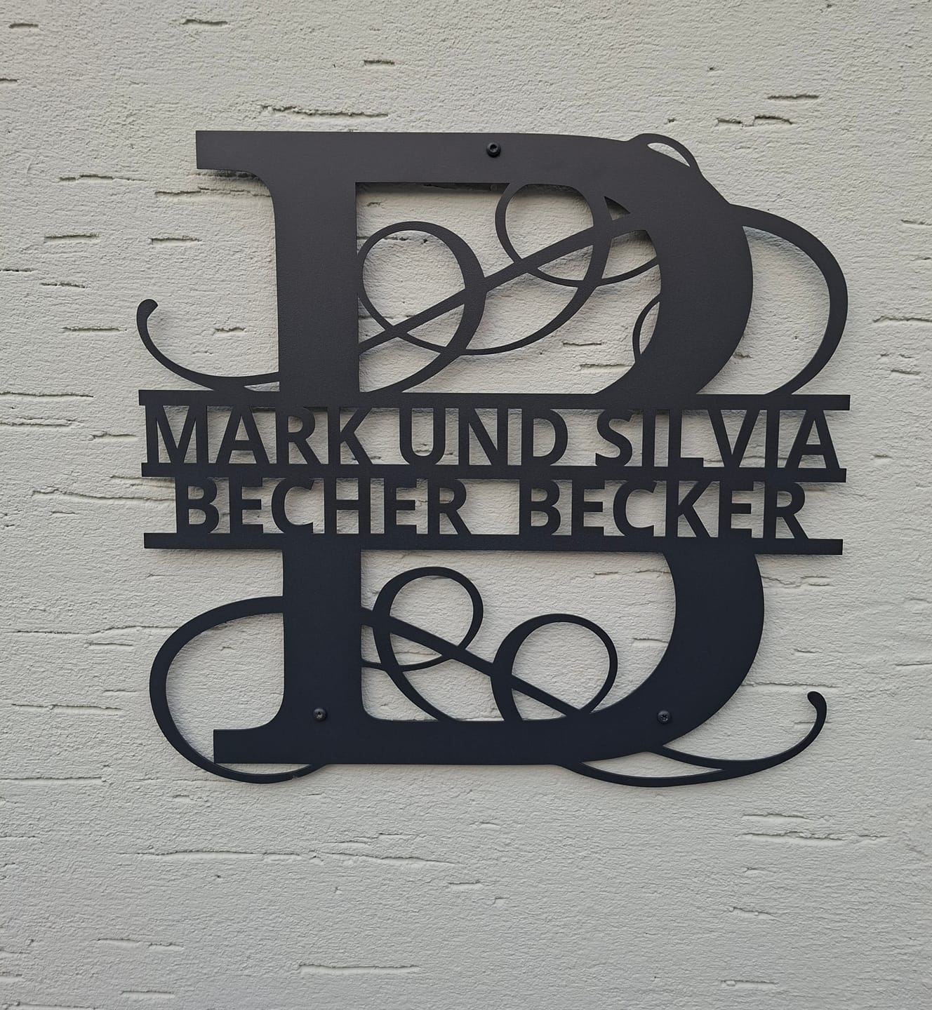 Customer photo review of Namens-Monogramm zweizeilig (personalisierbar)