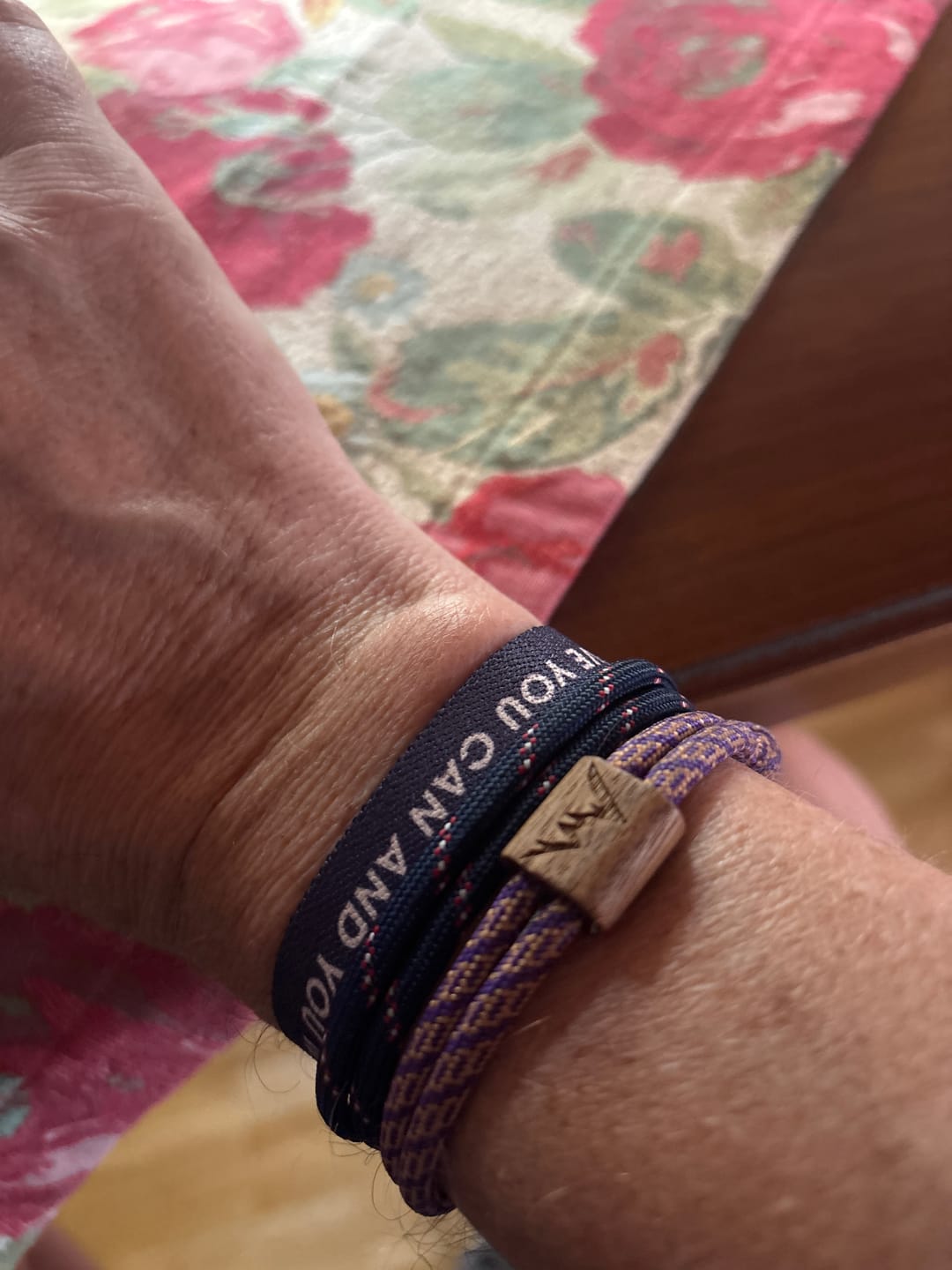 Customer photo review of Believe you can and you will - Elastisches Armband