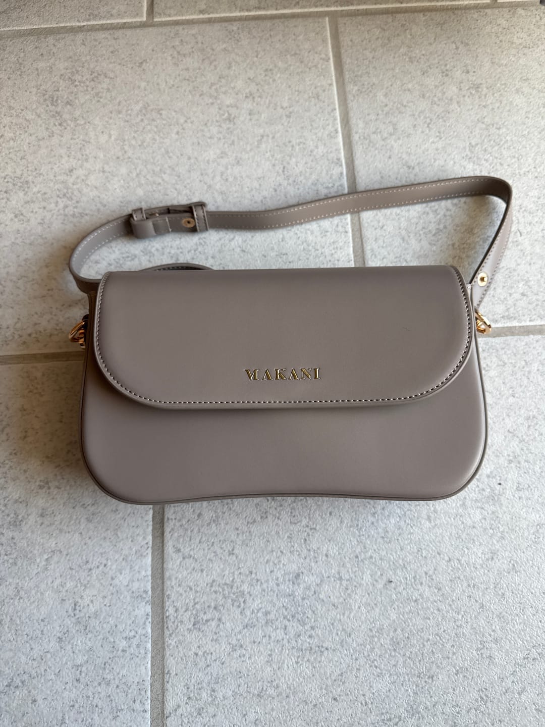 Customer photo review of CHLOIE - TAUPE