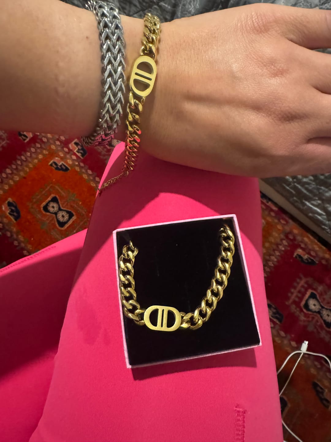 Customer photo review of Prestige Armband | 18K vergoldet