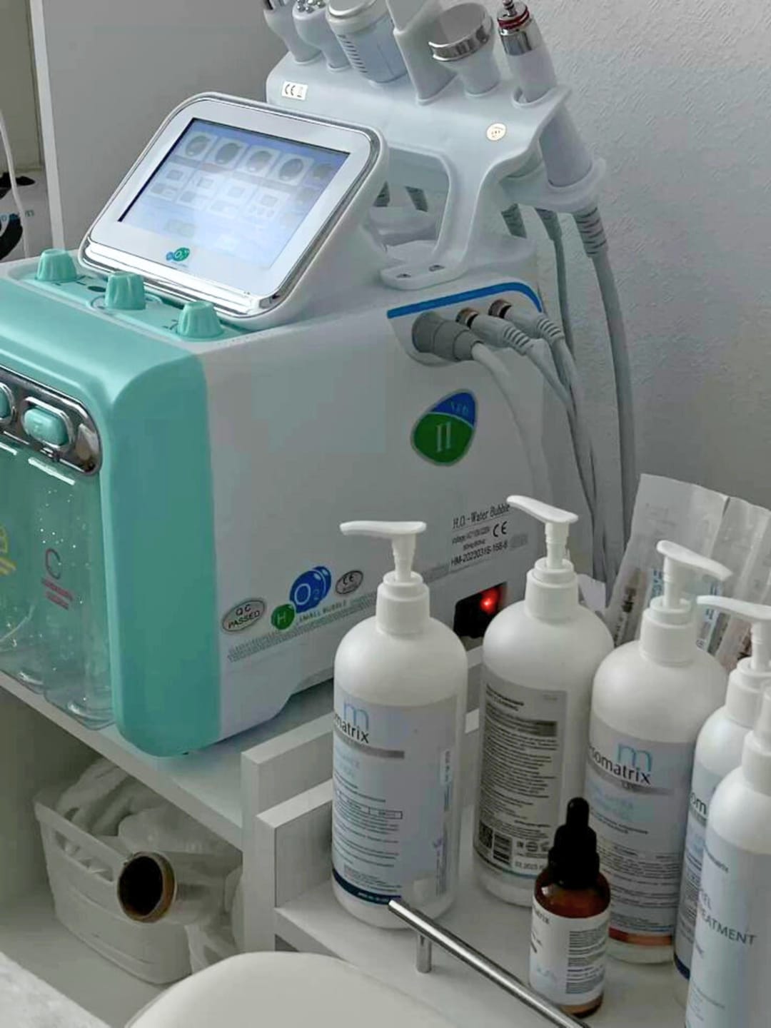 Customer photo review of 4th Gen Hydro Dermabrasion Facial Machine 6 in 1