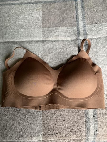 Customer photo review of Seamless Soft Comfort Jelly Strip Wireless Bra