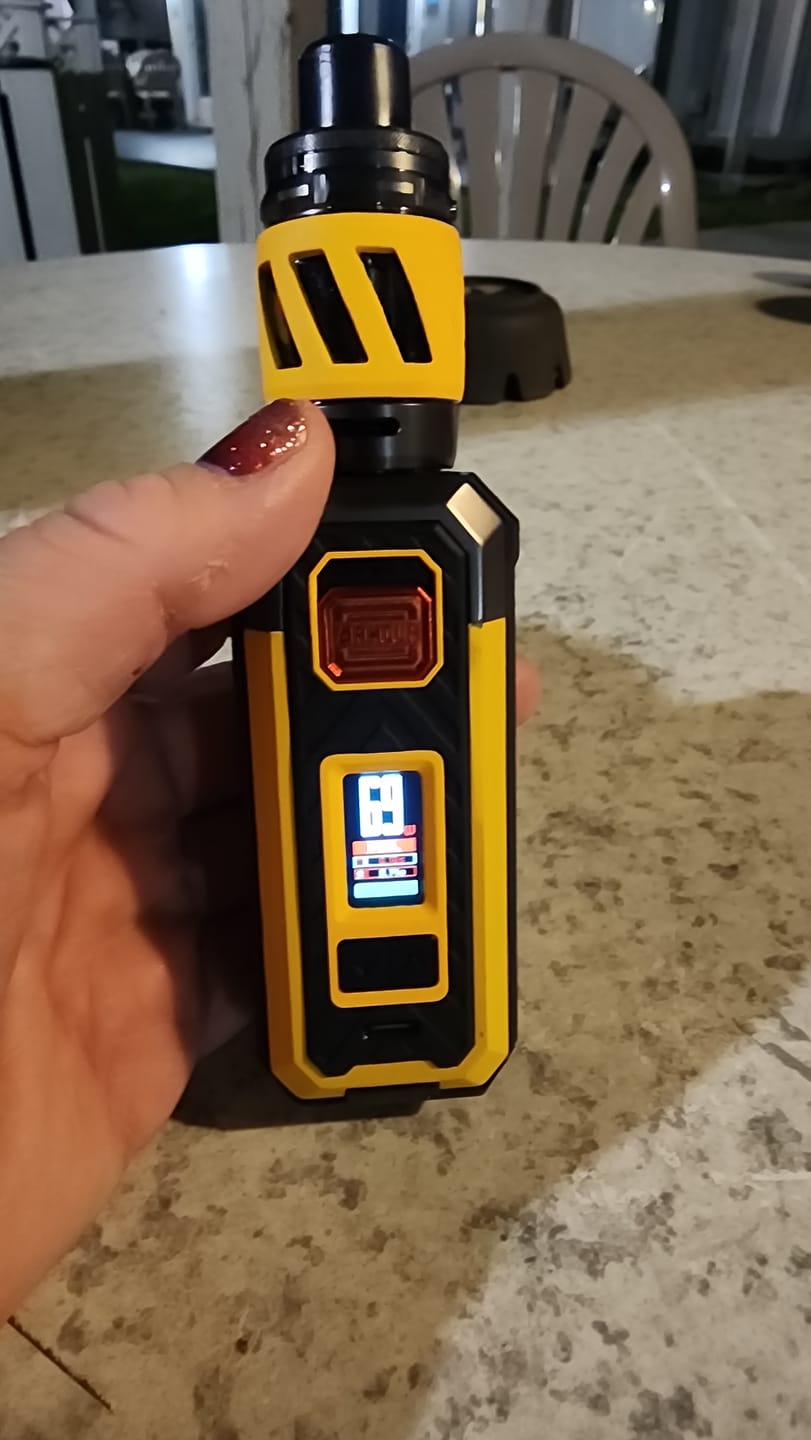 Customer photo review of Hohm Tech Life V4 18650 3015mAh 22.1A Battery
