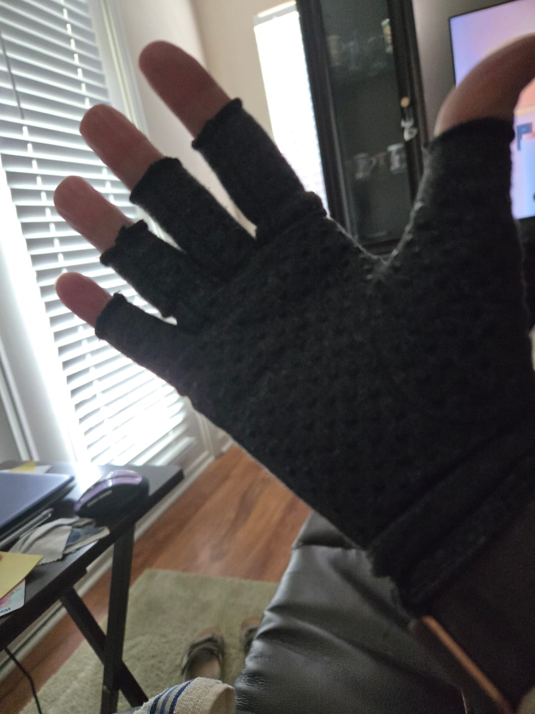 Customer photo review of WeRelieve™️ - Arthritis Compression Gloves