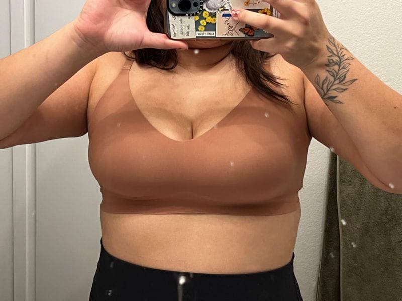 Customer photo review of Seamless Soft Comfort Jelly Strip Wireless Bra