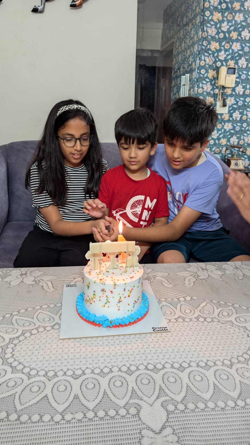 Customer photo review of Paw Patrol Team Cake