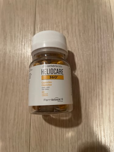 Customer photo review of ヘリオケア360° ORAL（飲む日焼け止め）