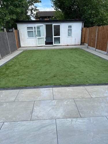Customer photo review of Anthracite - Porcelain Planks - 900 x 148 x 20mm