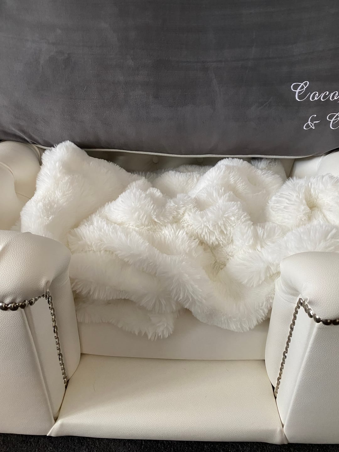Customer photo review of Nordic Cozy Blanket