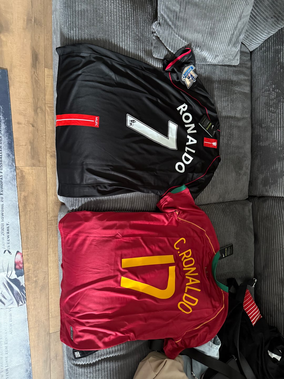 Customer photo review of Cristiano Ronaldo Portugal 2006 World Cup Retro Short-Sleeve Football Jersey