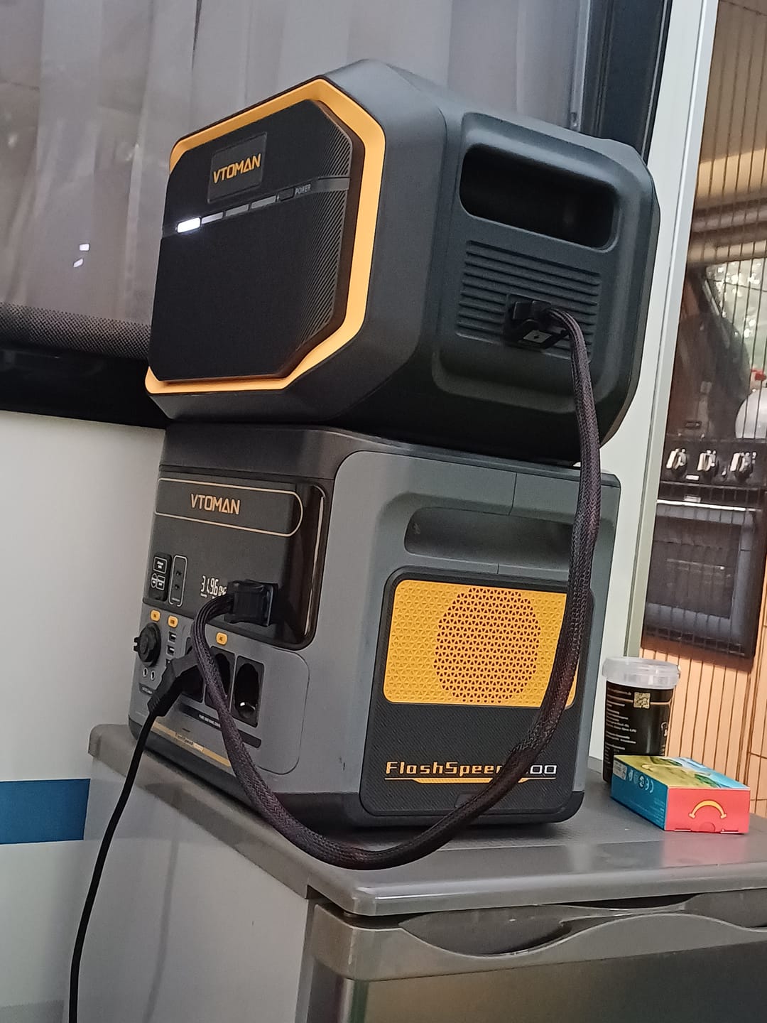 Customer photo review of VTOMAN 1548Wh Zusatzbatterie kompatibel mit FlashSpeed 1500