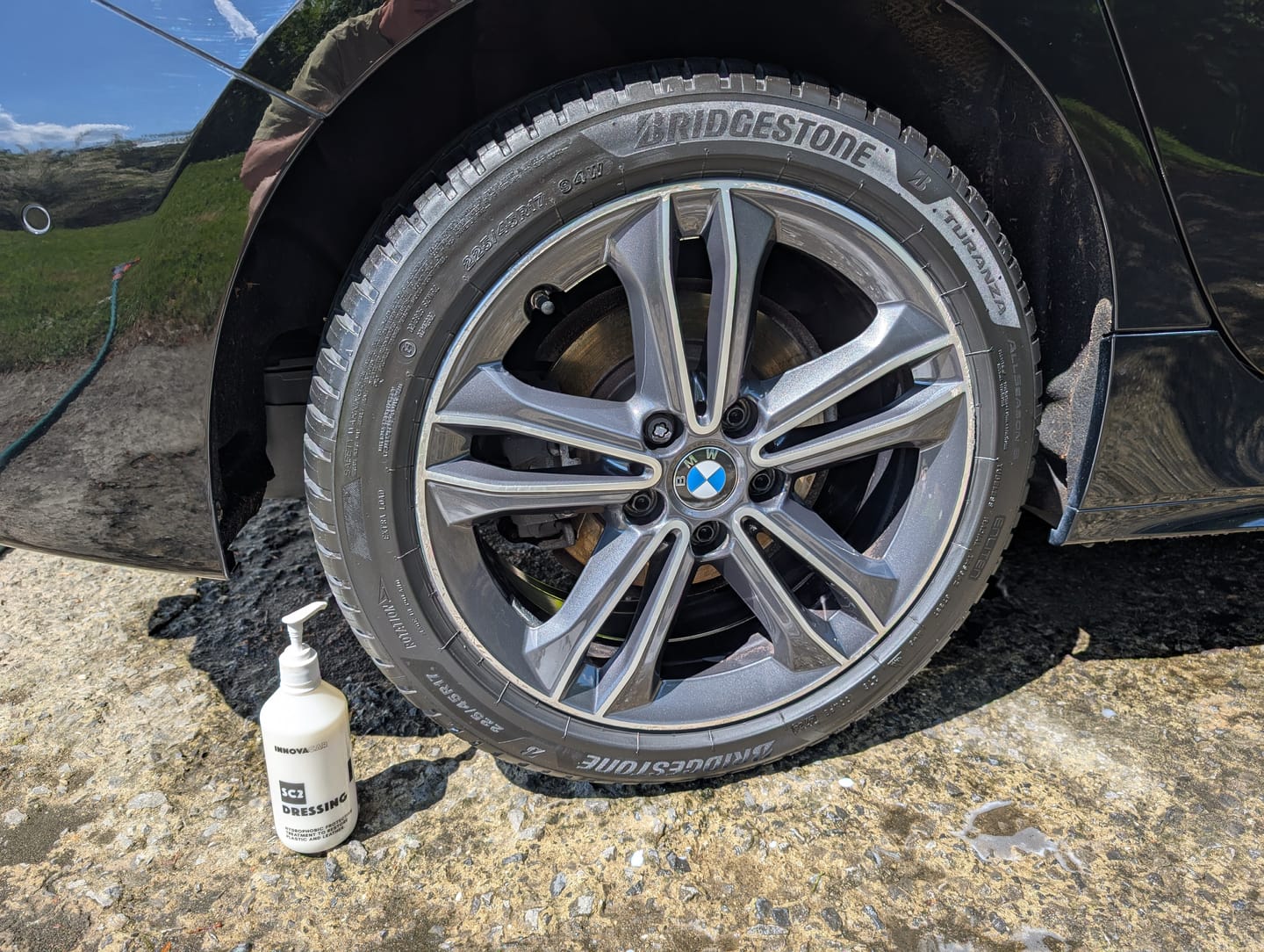 Customer photo review of SC2 DRESSING DI INNOVACAR RAVVIVATORE E RIGENERATORE PER PLASTICHE E PELLE AUTO