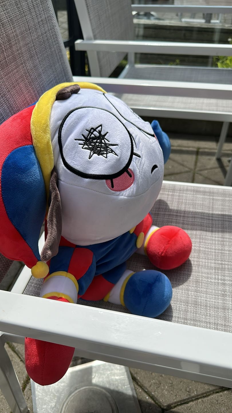 Customer photo review of Big Pomni Plush