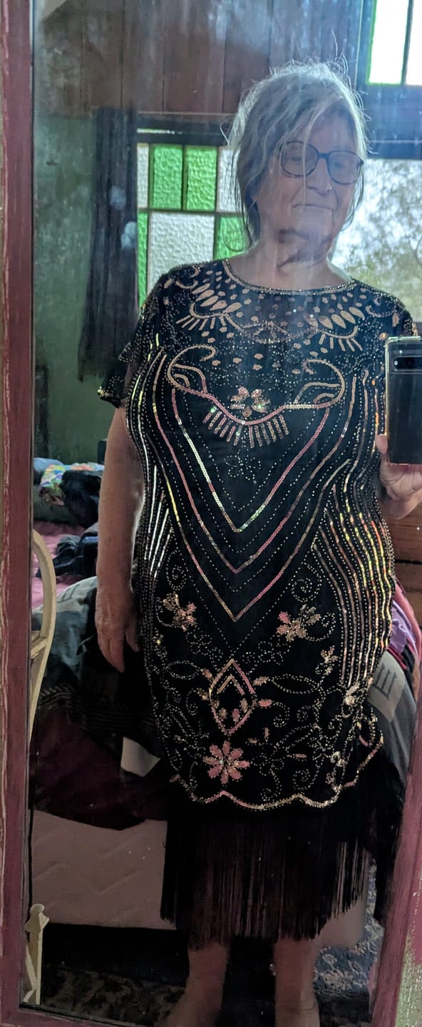 Customer photo review of Plus Size Halle Flapper Dress - Black & Gold