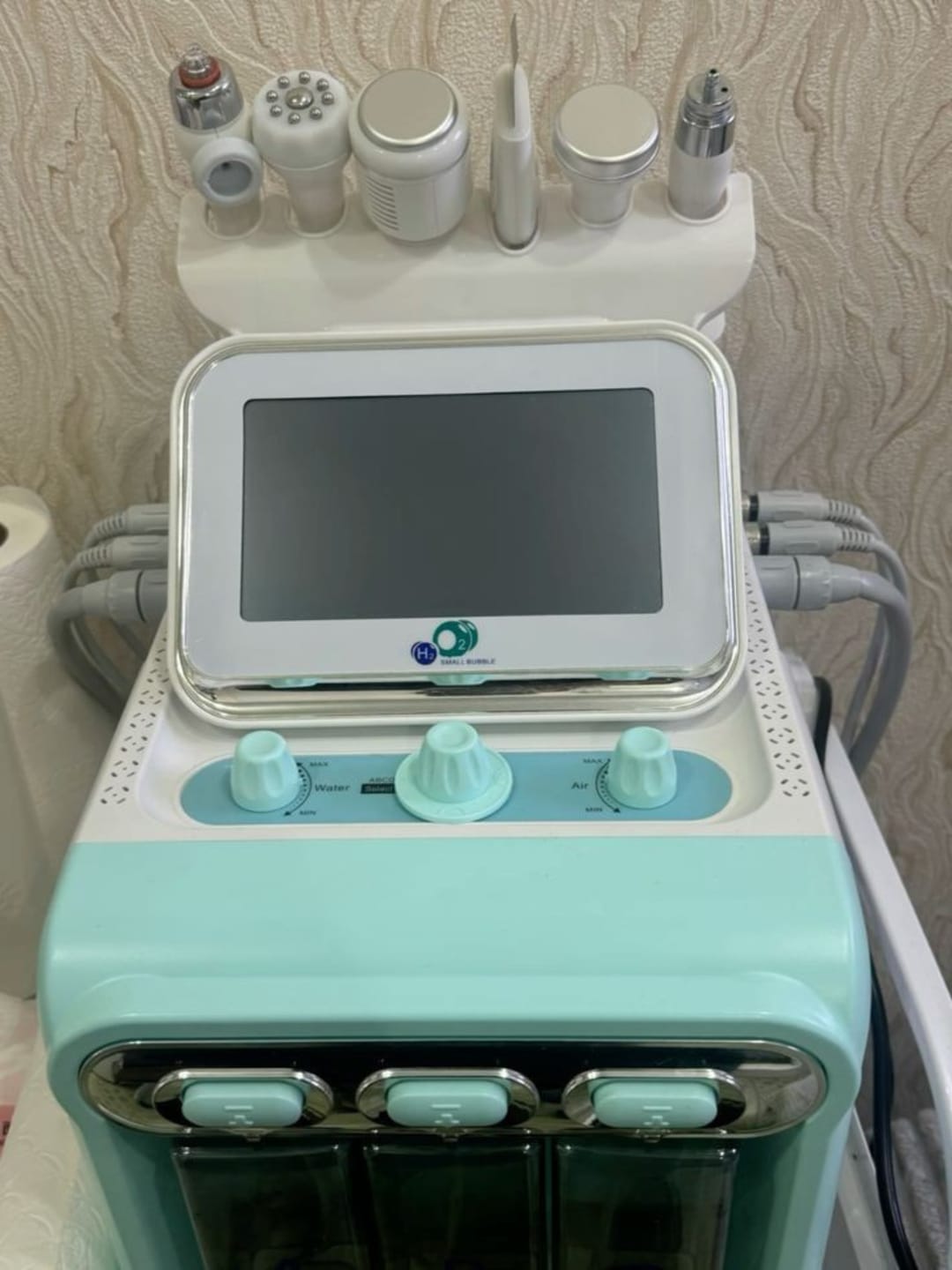 Customer photo review of 4th Gen Hydro Dermabrasion Facial Machine 6 in 1