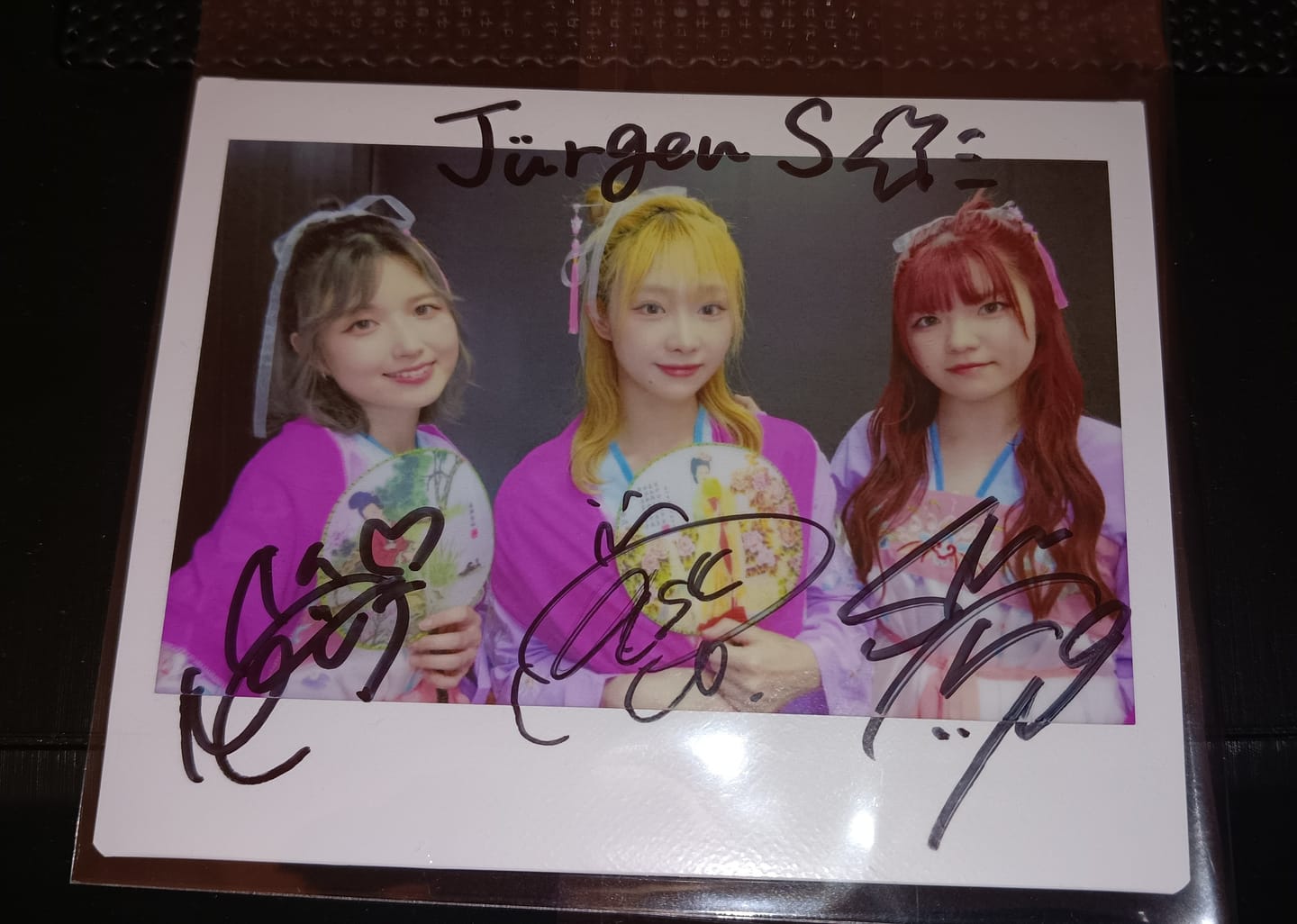 Customer photo review of TRiDENT "ONLINE BROMIDE" Autographed Polaroid Style Photo (With Your Custom Name)