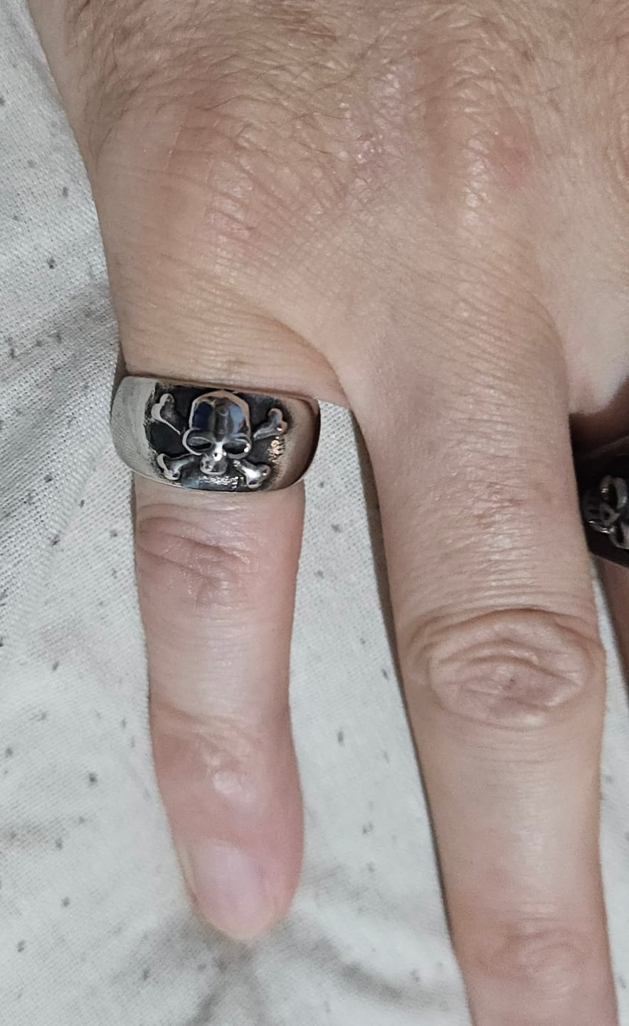 Customer photo review of CROSSBONE.