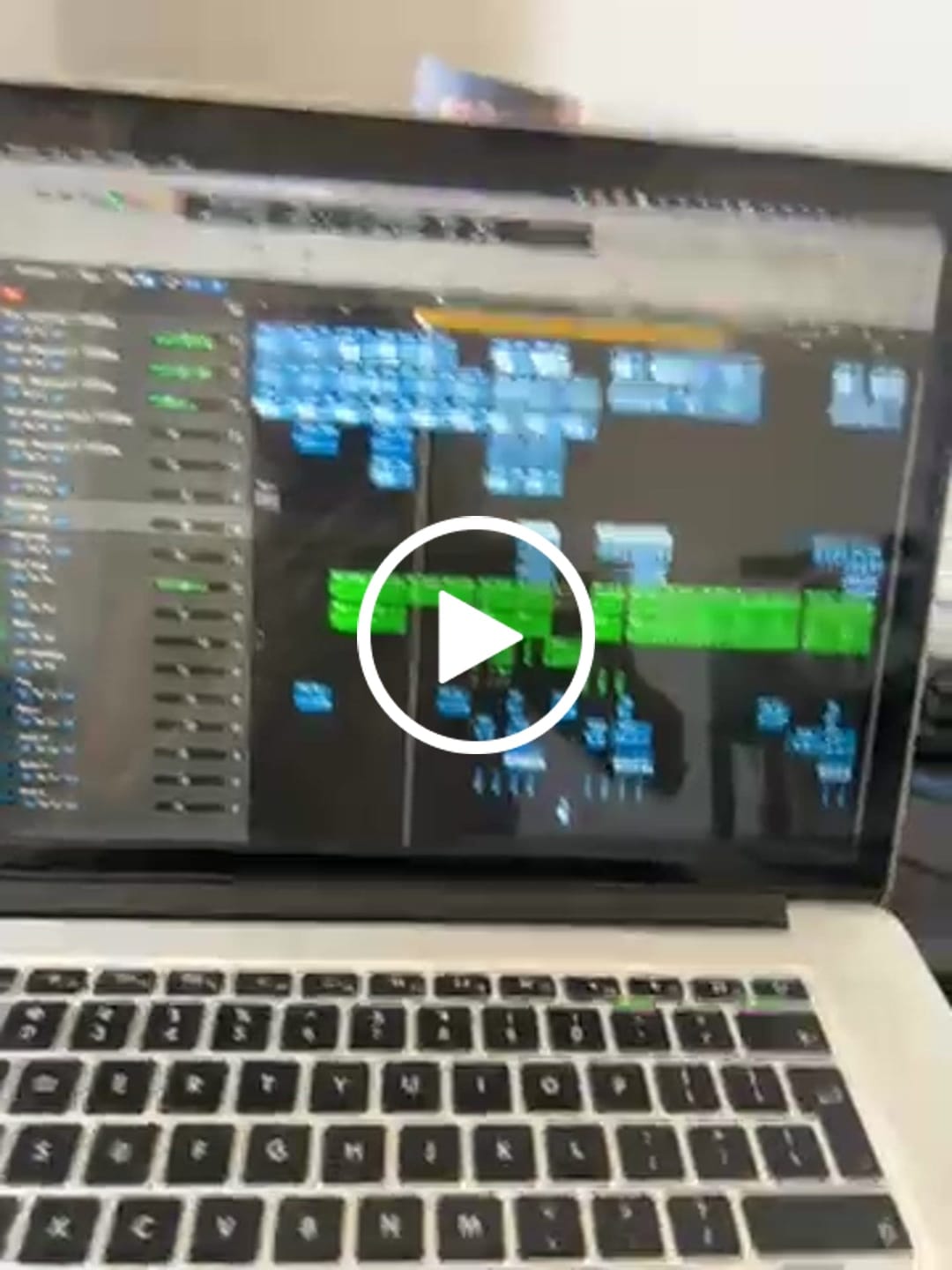Customer video review of London Rollers - Discount Bundle - Rolling / Underground Tech House Samples & Presets