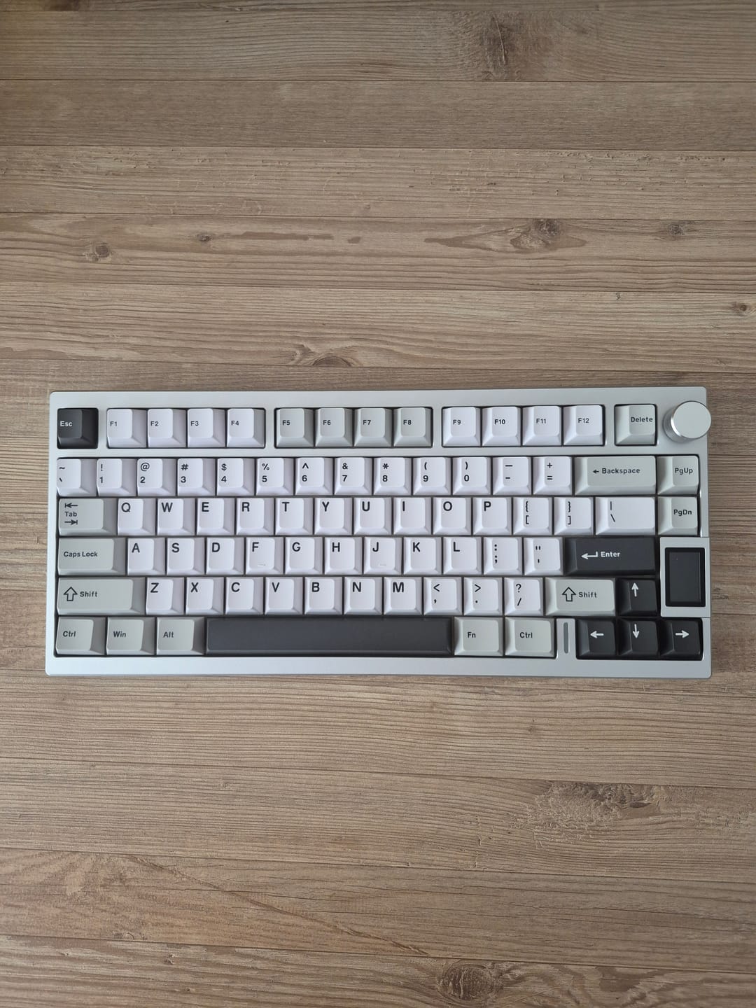 Customer photo review of YUNZII AL80 QMK/VIA Alüminyum LCD Mekanik Klavye