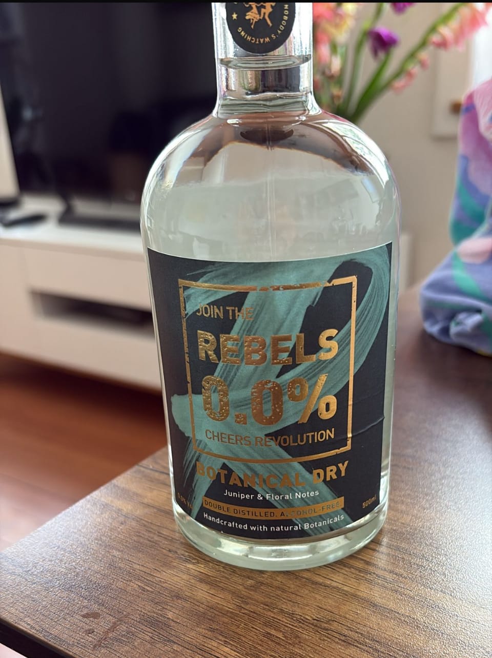 Customer photo review of REBELS 0.0% BOTANICAL DRY (alcohol-free Gin)