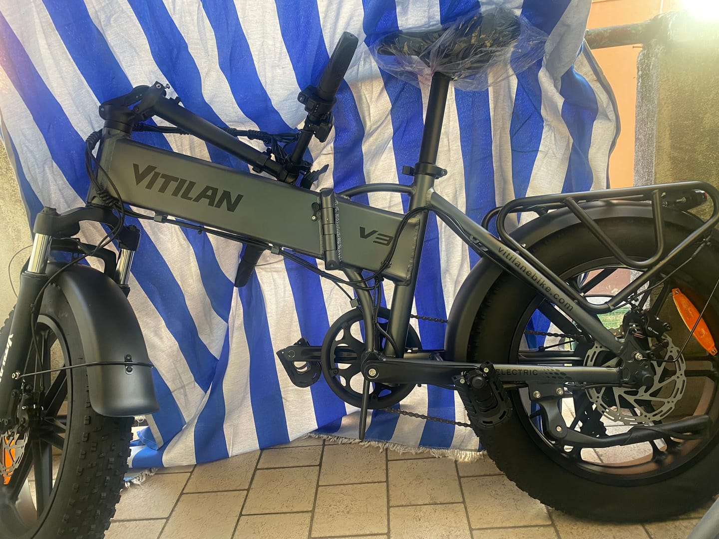 Customer photo review of V3 2.0 Folding Fat Tires Adult All Terrain Electric Bike