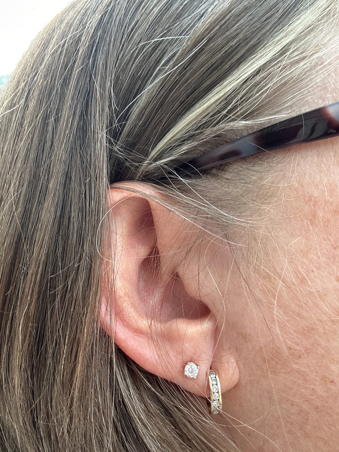 Customer photo review of World's First Lab Grown Diamond Sleep Stud Earrings