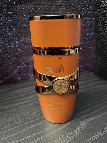 Customer photo review of Lattafa Asad Bourbon Eau de Parfum Spray for Unisex 3.4 Oz