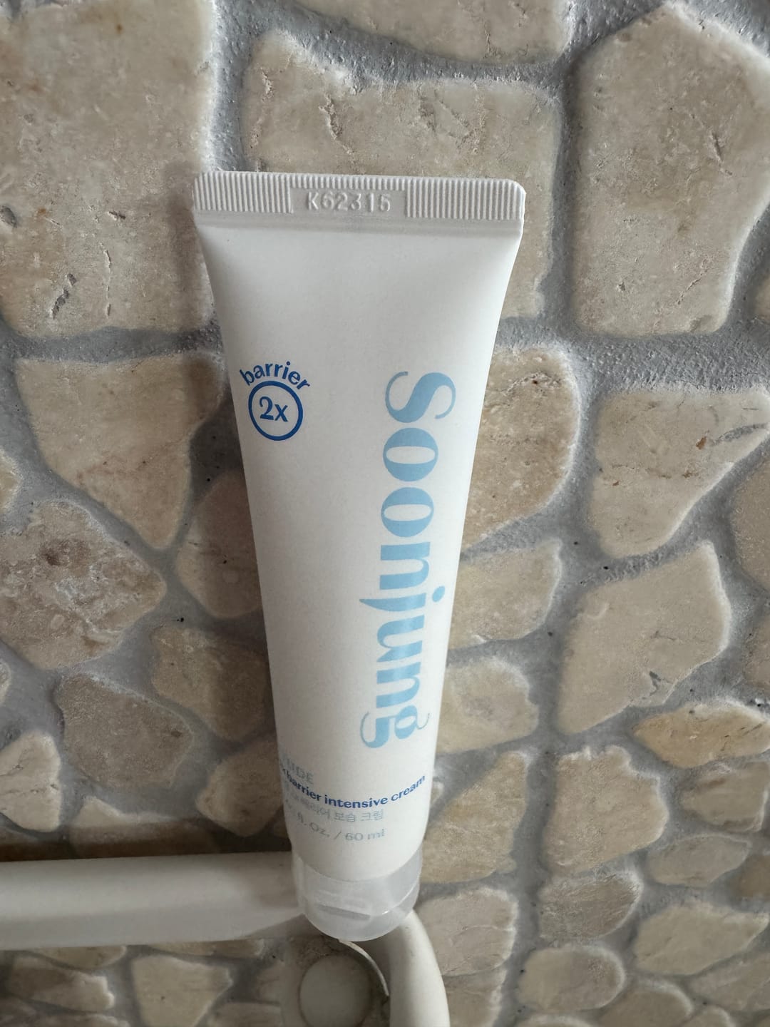 Customer photo review of Nomierinošs aizsargbarjeras krēms Etude House SoonJung 2x Barrier Intensive Cream